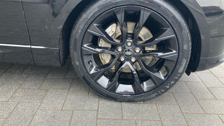 Land Rover Range Rover Sport 3.0 D250 HSE Silver 5dr Auto Diesel Estate